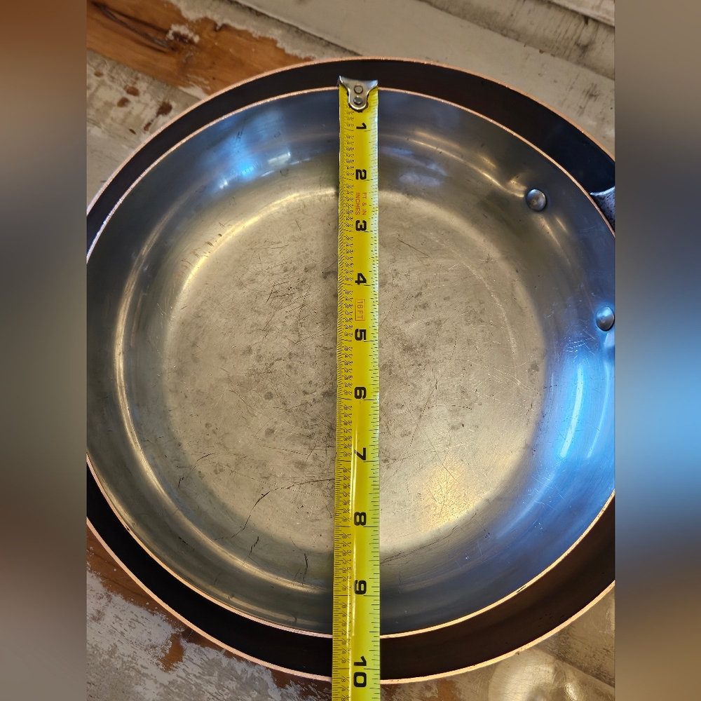 Vintage Copper Frying Pan Set, 9.5" And 11" - Picture 8 of 9